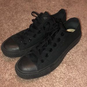 Black Converse All-Stars